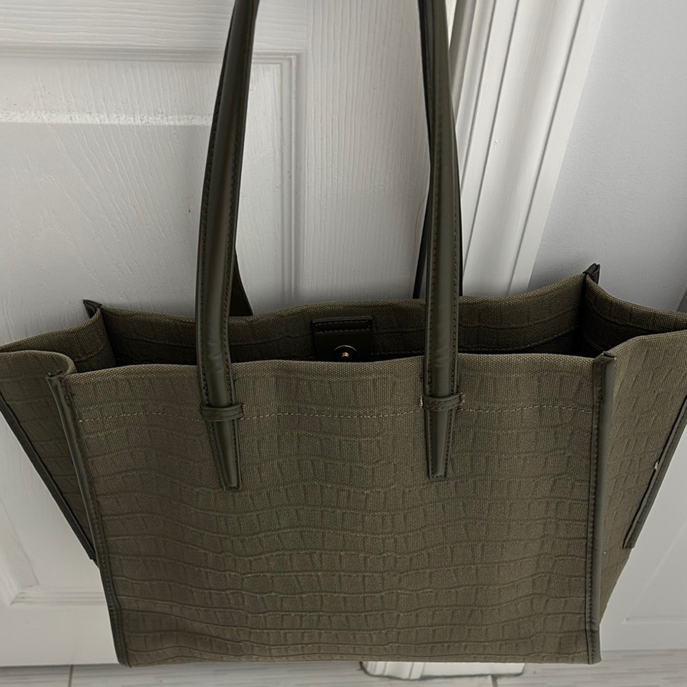 Olive Green Tote Bag spacious - Picture 4 of 4